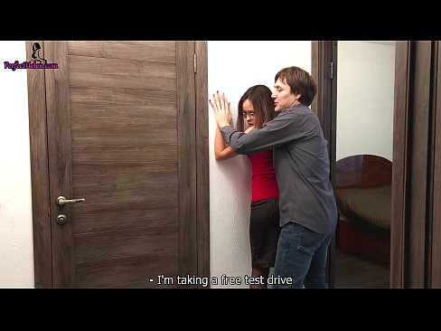 ❤️ સેક્સી રિયલ્ટર તેણીના એપાર્ટમેન્ટને વેચતી વખતે તેણીની ચુતને કામુક રીતે ધક્કો મારે છે અને ફક્સ કરે છે - ક્રેમ્પાઇ ❤️❌  સેક્સ  ❌❤